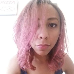 Meet your Posher, Laurel